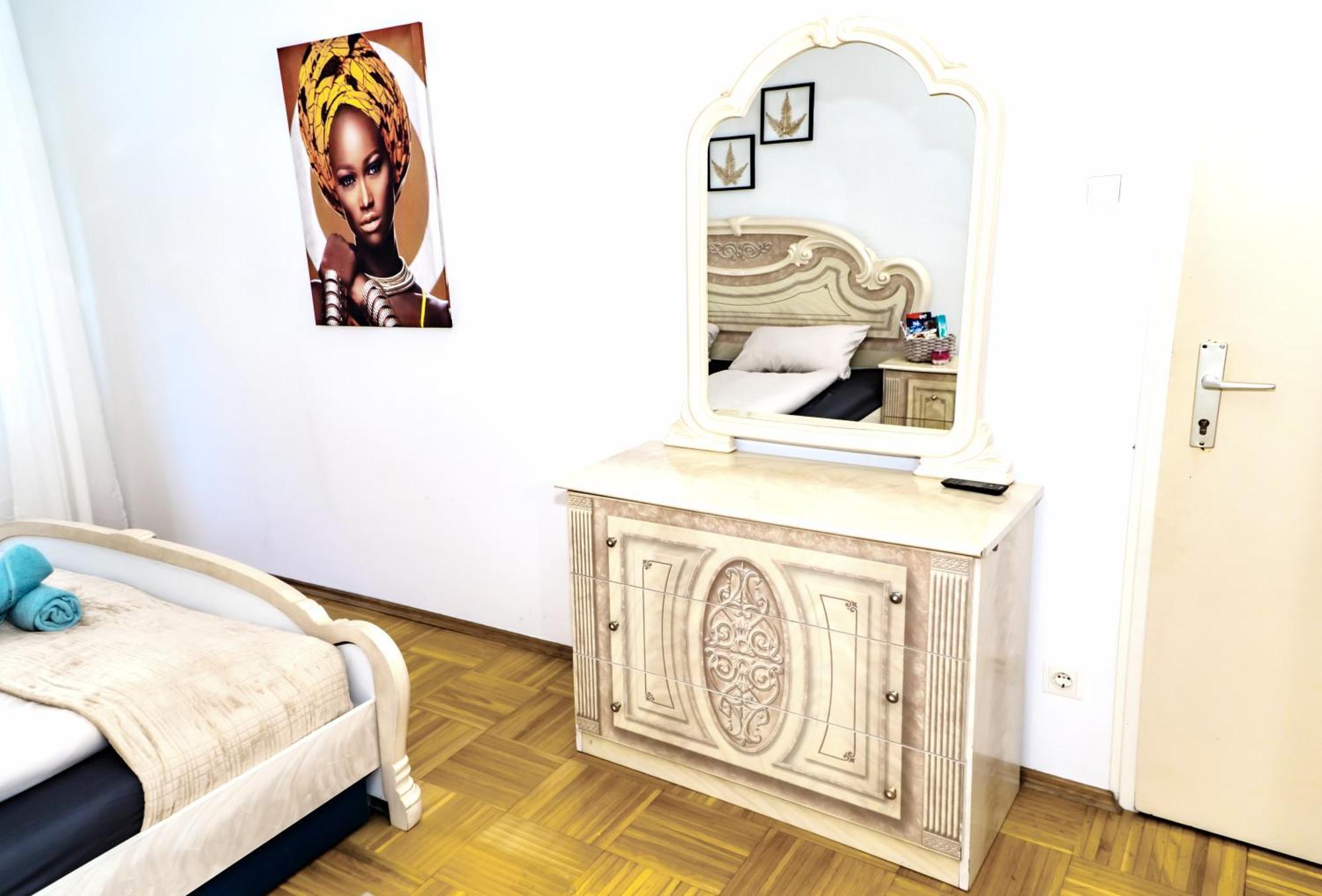 Privatunterkunft Spacious 5 Minutes To Wiener Stadthalle *